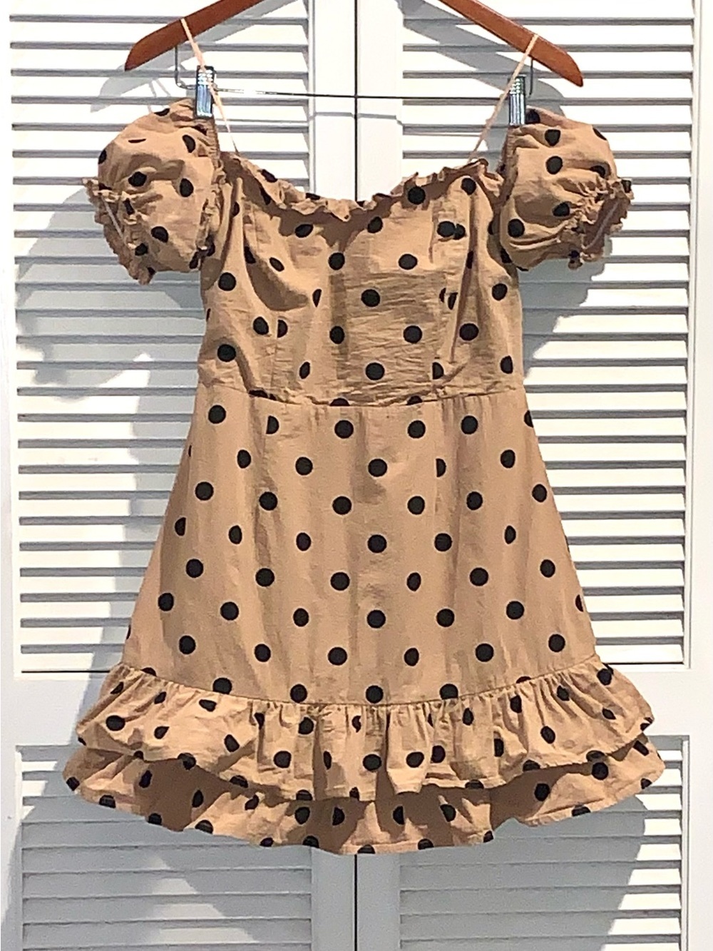 Idem ditto off the shoulder mini dress Tan with black Polka Dots Large